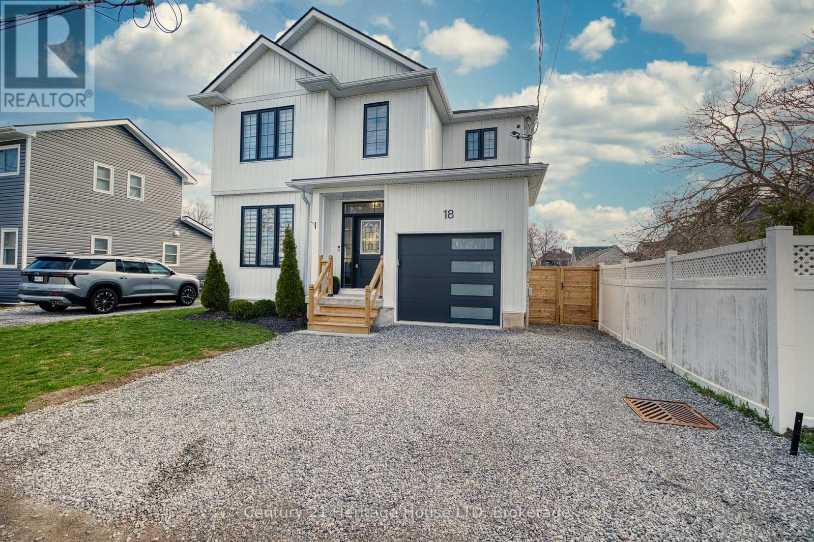 18 PARKVIEW AVENUE, Fort Erie, Ontario