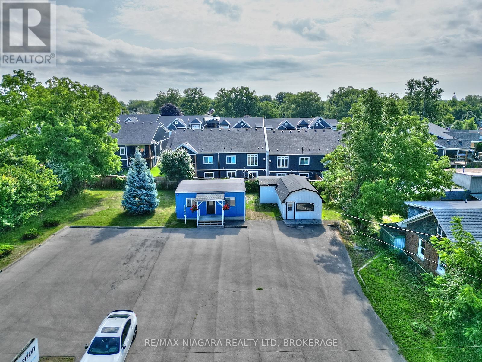 210 RIDGEWAY ROAD, Fort Erie, Ontario