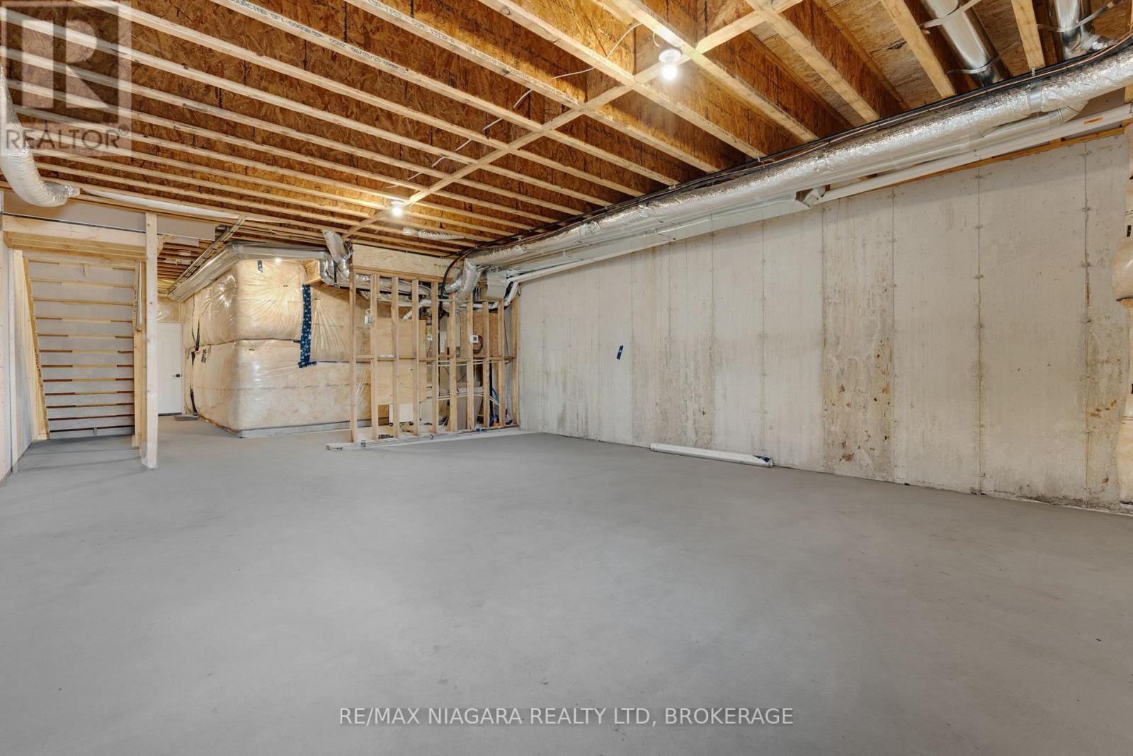 6200 Curlin Crescent, Niagara Falls, Ontario  L2H 0B8 - Photo 29 - X13043802