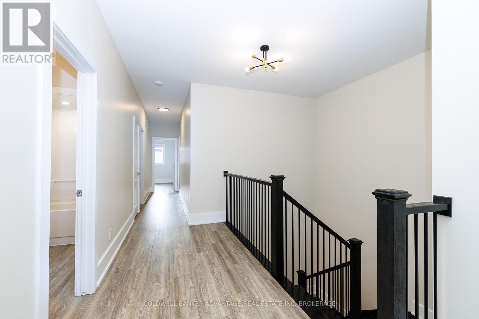 1044 Hansler Road, Welland, Ontario  L3C 7M5 - Photo 19 - X13044452