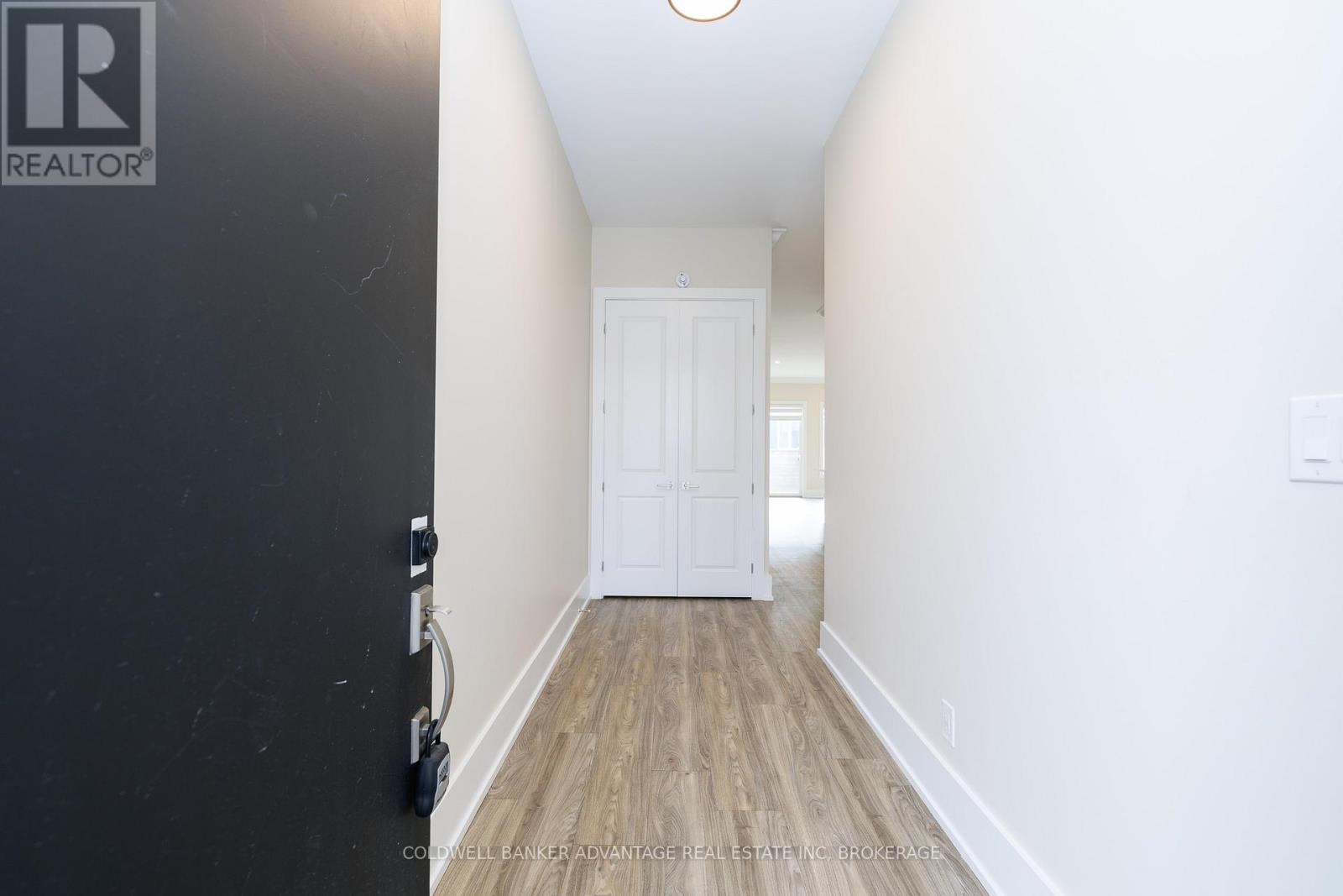 1044 Hansler Road, Welland, Ontario  L3C 7M5 - Photo 3 - X13044452
