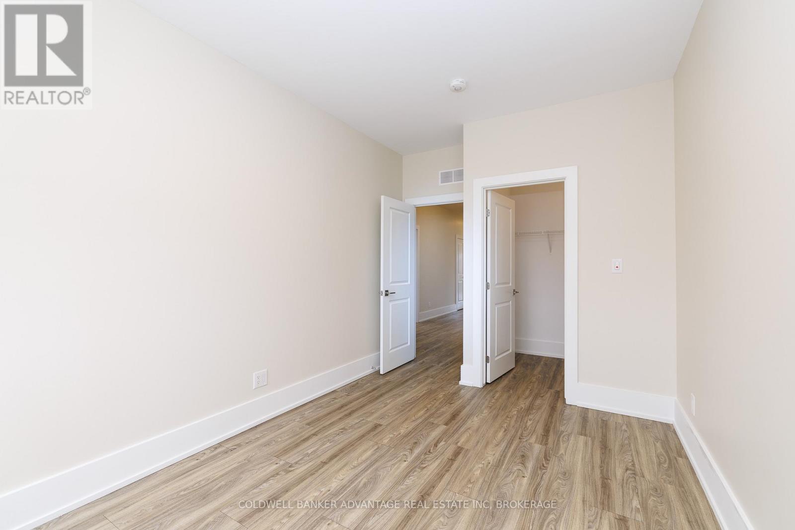 1044 Hansler Road, Welland, Ontario  L3C 7M5 - Photo 35 - X13044452