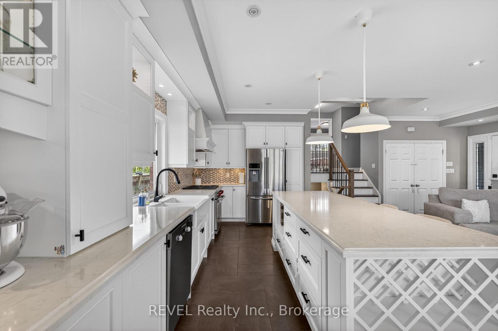 34 Royal York Road, St. Catharines, Ontario  L2N 2N6 - Photo 16 - X13046400