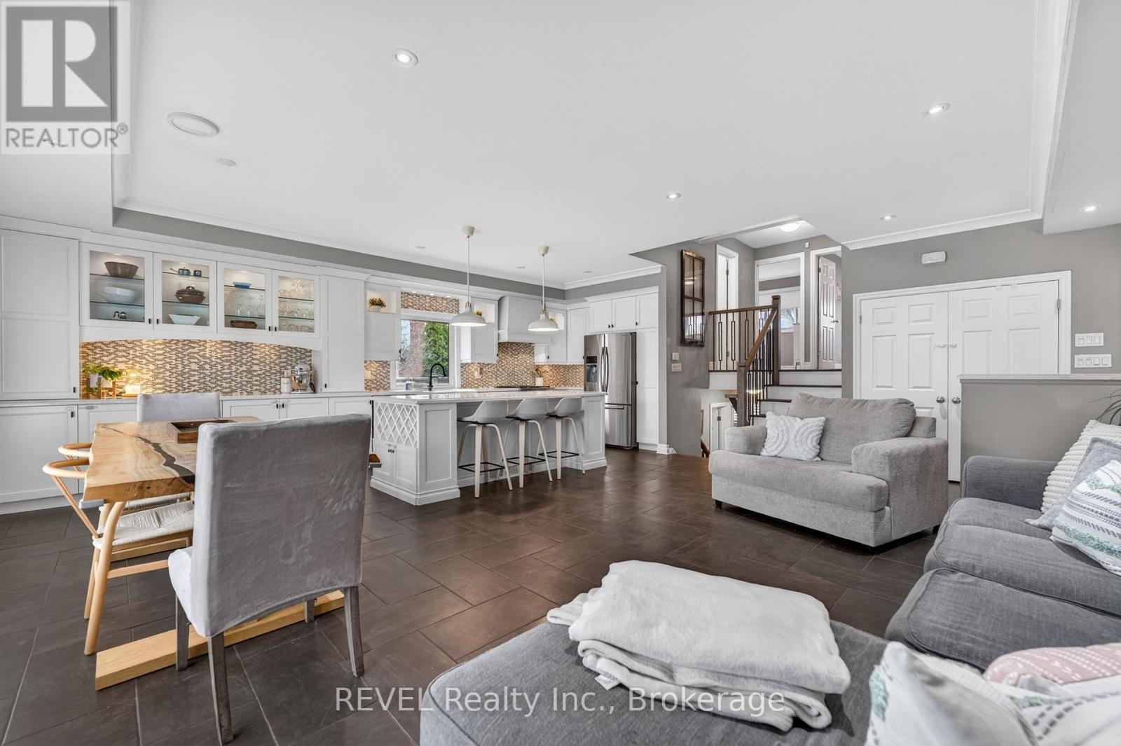 34 Royal York Road, St. Catharines, Ontario  L2N 2N6 - Photo 19 - X13046400