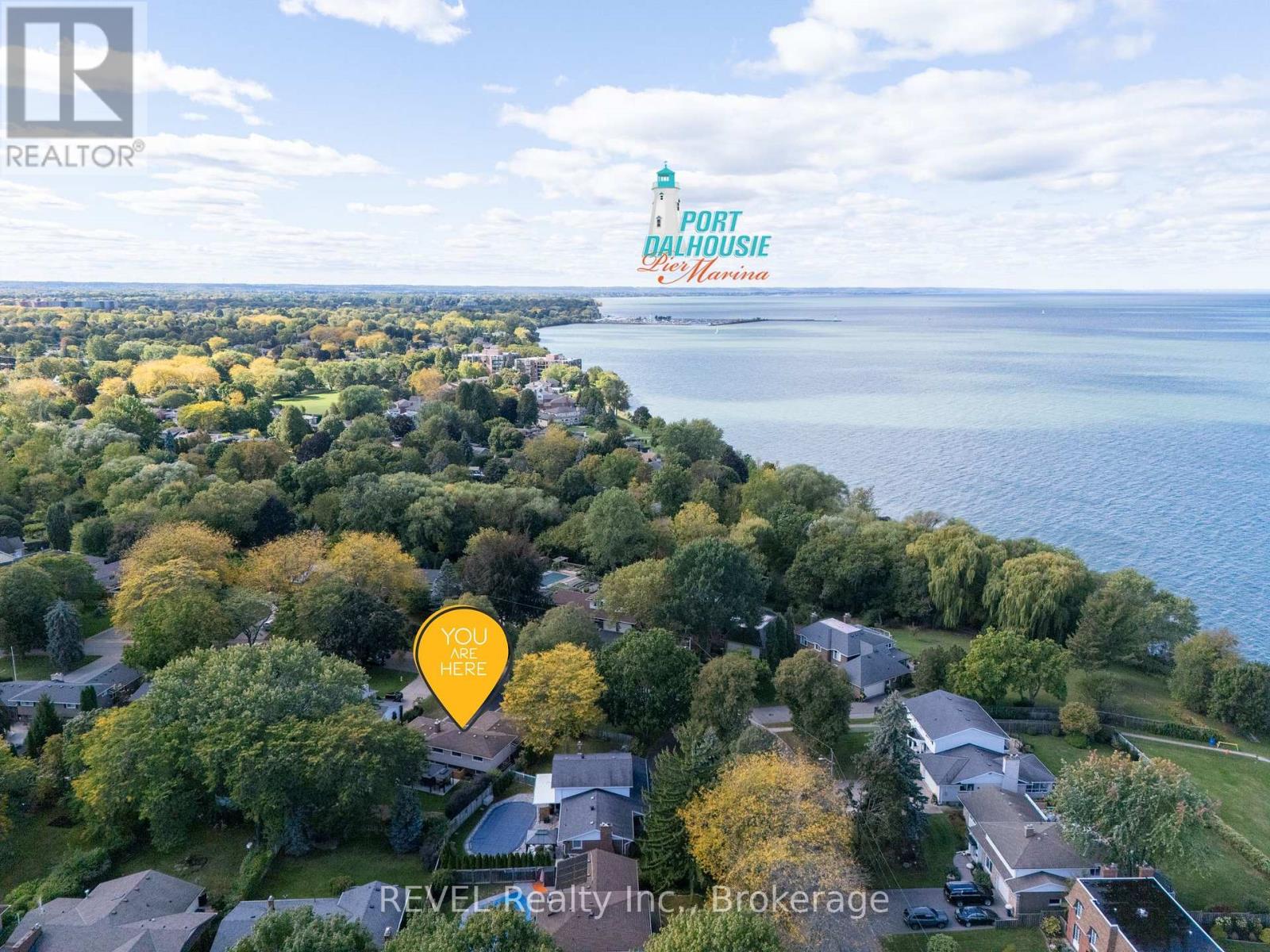34 Royal York Road, St. Catharines, Ontario  L2N 2N6 - Photo 3 - X13046400