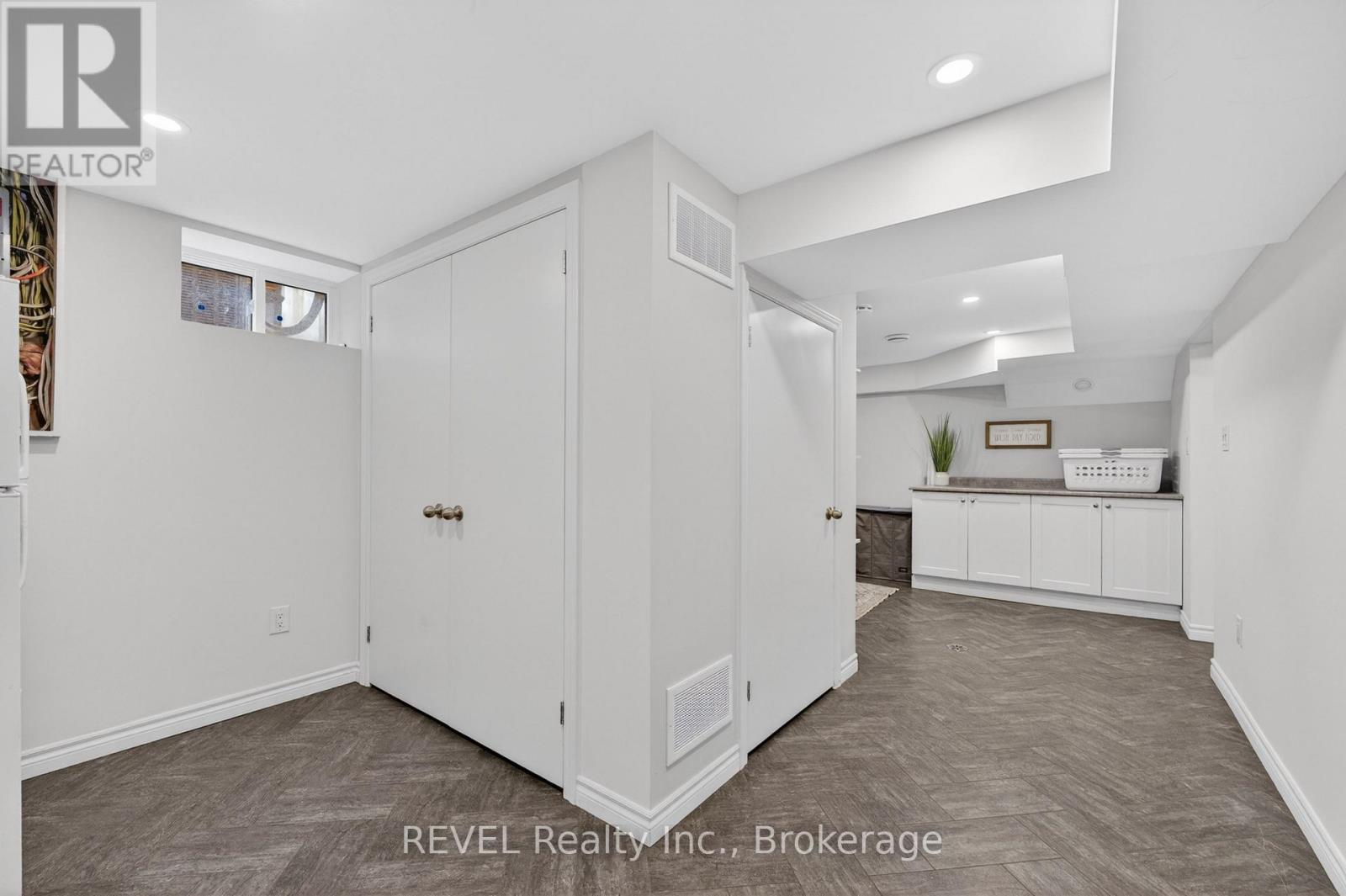 34 Royal York Road, St. Catharines, Ontario  L2N 2N6 - Photo 37 - X13046400