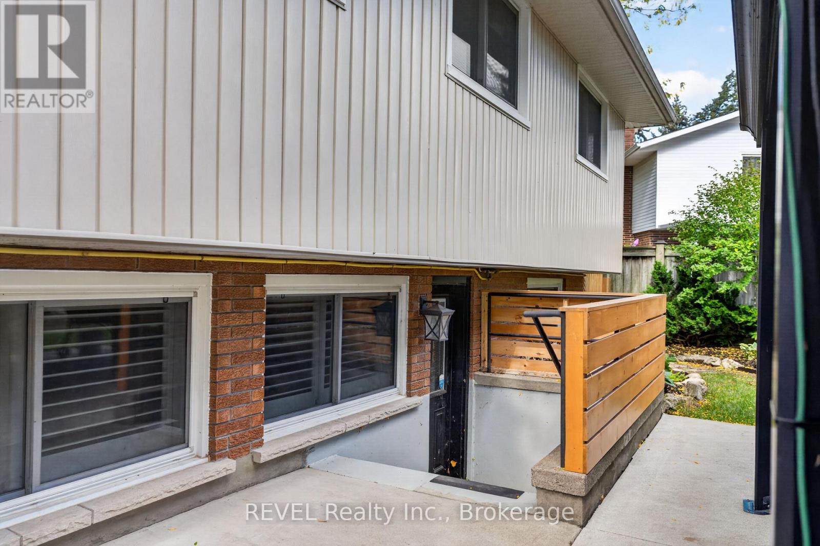 34 Royal York Road, St. Catharines, Ontario  L2N 2N6 - Photo 47 - X13046400