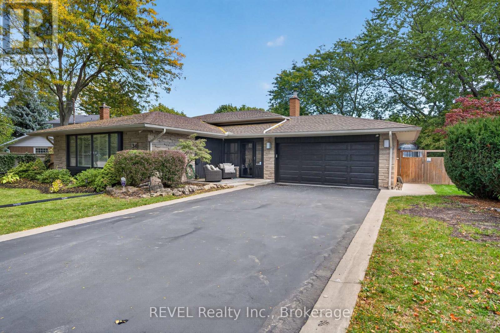 34 Royal York Road, St. Catharines, Ontario  L2N 2N6 - Photo 9 - X13046400