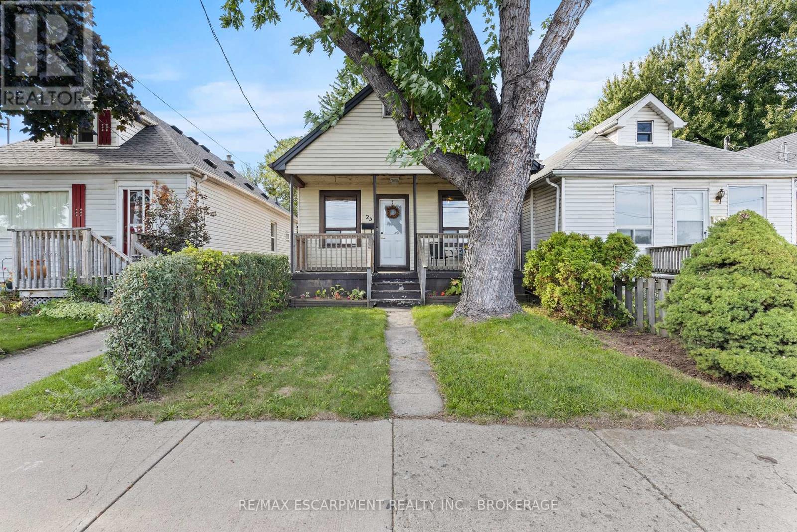 25 MCKINSTRY STREET, Hamilton, Ontario