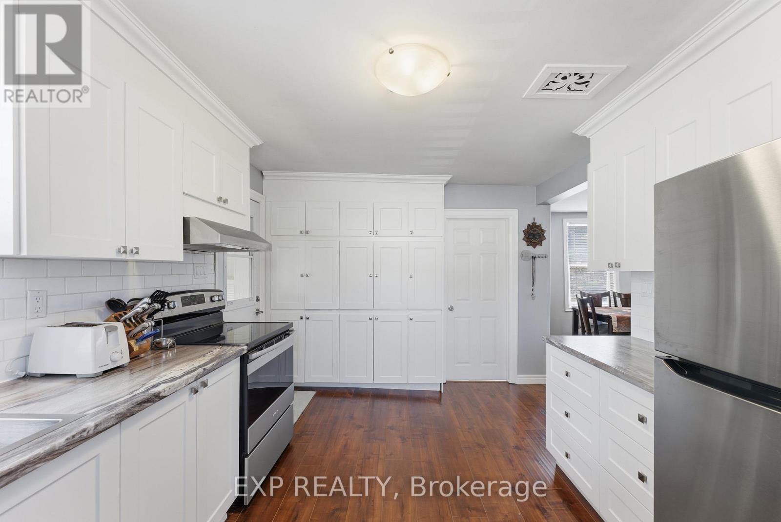 590 Scott Street, St. Catharines, Ontario  L2M 3X6 - Photo 12 - X13048104
