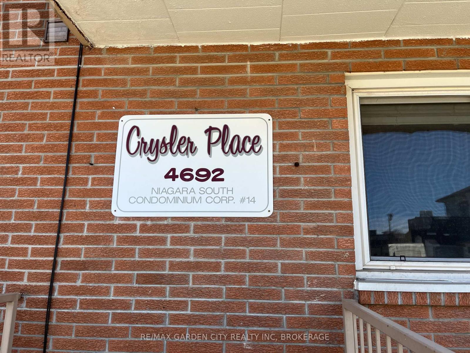 302 - 4692 CRYSLER AVENUE, Niagara Falls, Ontario