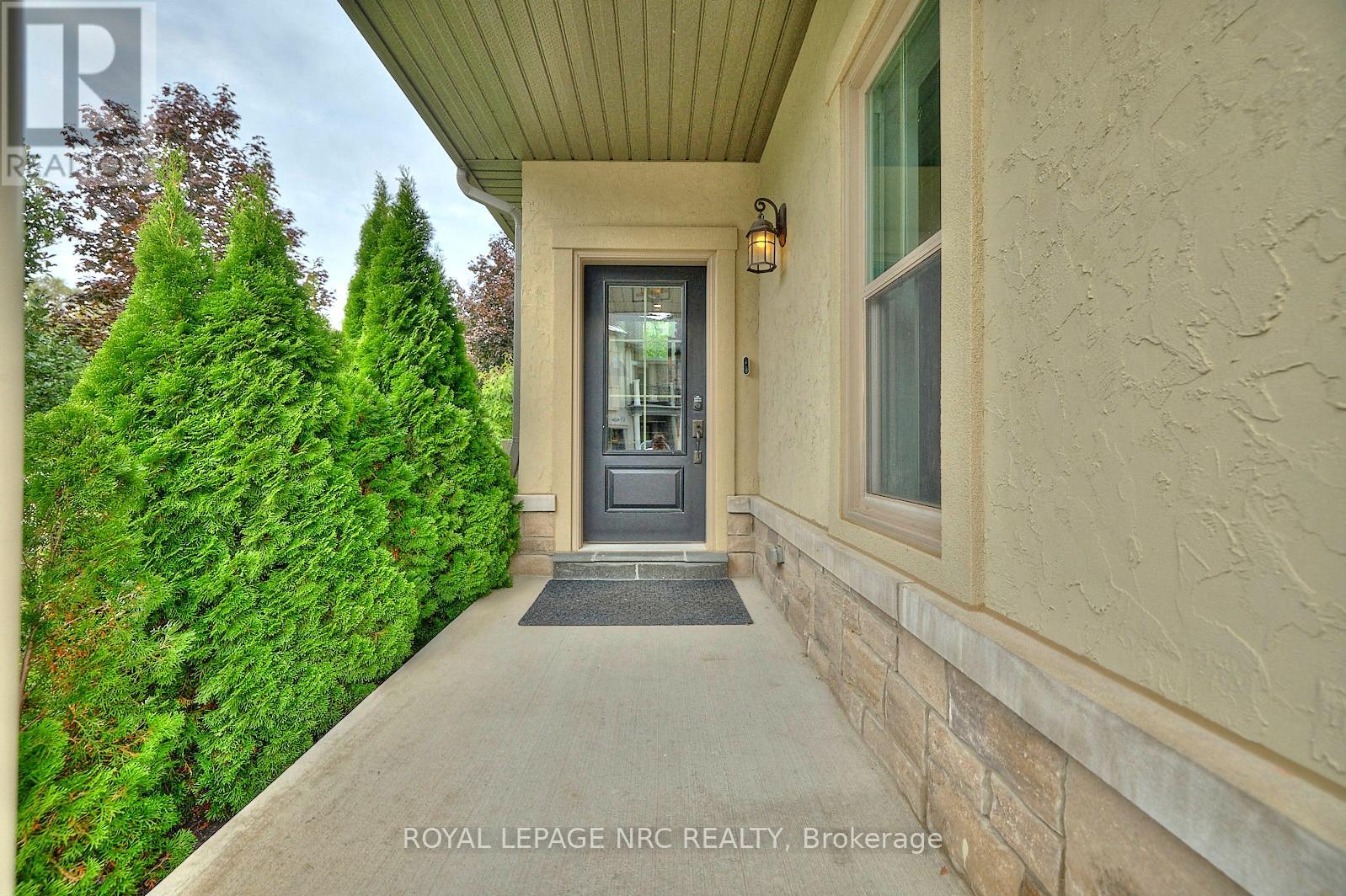 50 Aberdeen Lane S, Niagara-On-The-Lake, Ontario  L0S 1J0 - Photo 4 - X13049314