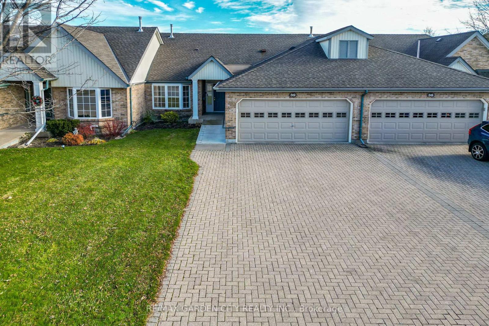 39 - 121 GLEN MORRIS DRIVE, St. Catharines, Ontario