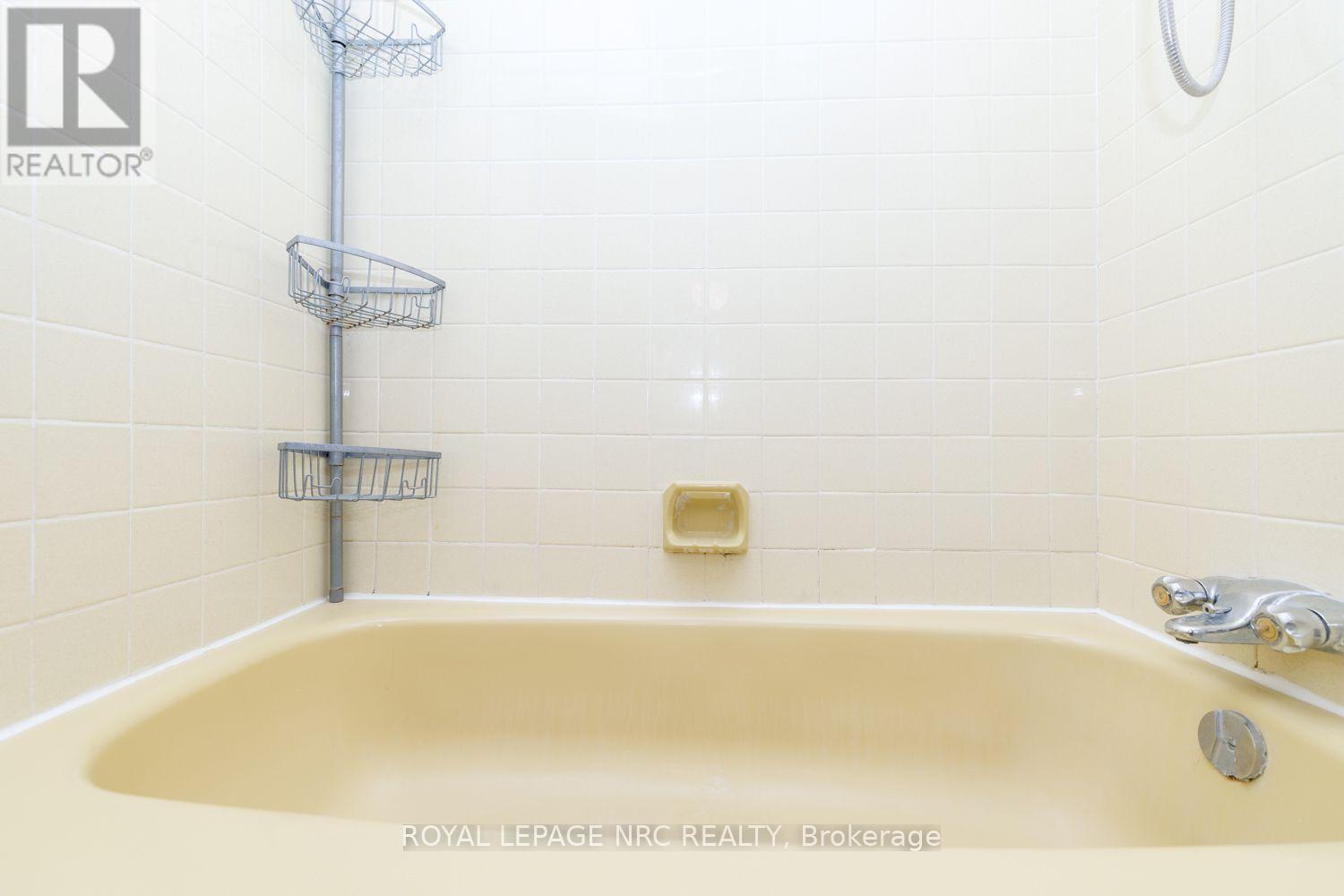 44 - 50 Lakeshore Road, St. Catharines, Ontario  L2N 6P8 - Photo 28 - X13052434