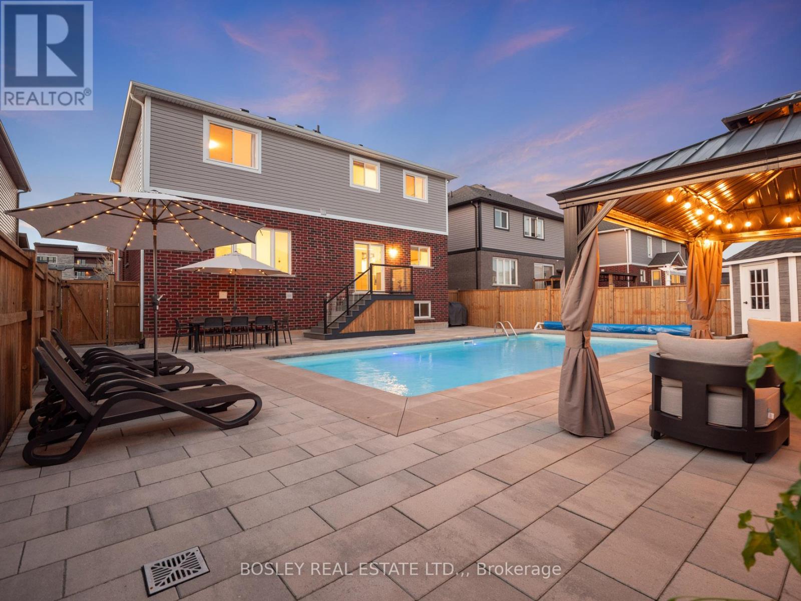 75 Bergenstein Crescent, Pelham, Ontario  L3E 0A1 - Photo 2 - X13053286