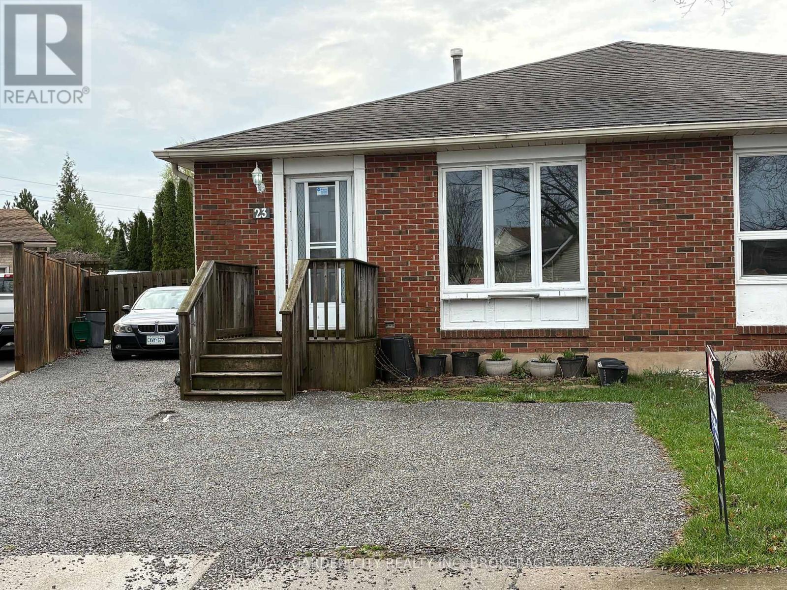23 POPLAR CRESCENT, Welland, Ontario