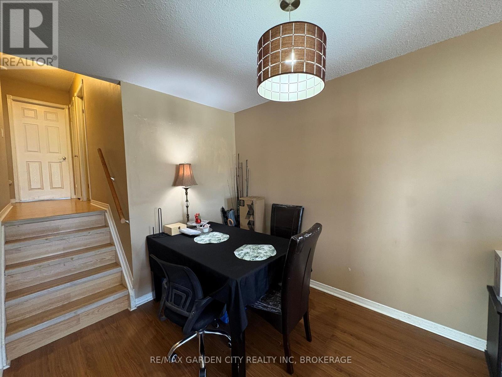 23 Poplar Crescent, Welland, Ontario  L3C 6W5 - Photo 5 - X13056368
