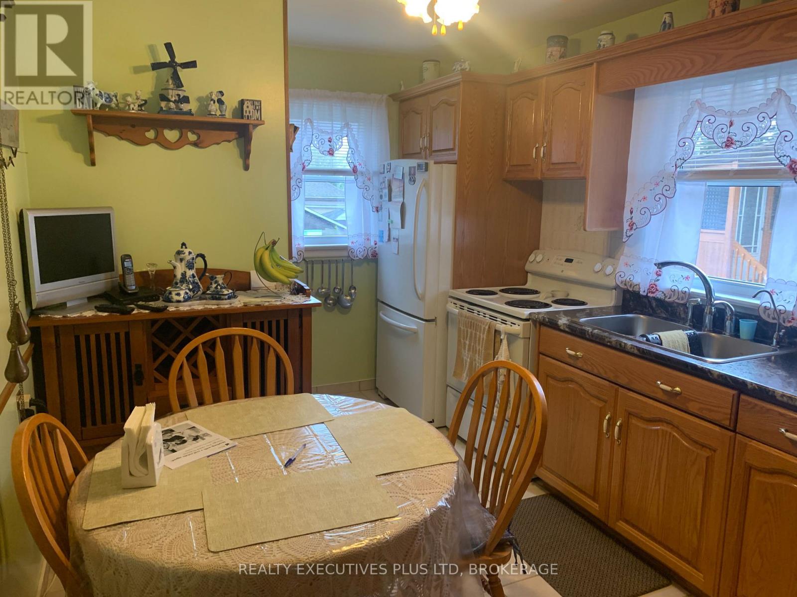6322 Monroe Street, Niagara Falls, Ontario  L2G 2G8 - Photo 9 - X13059710
