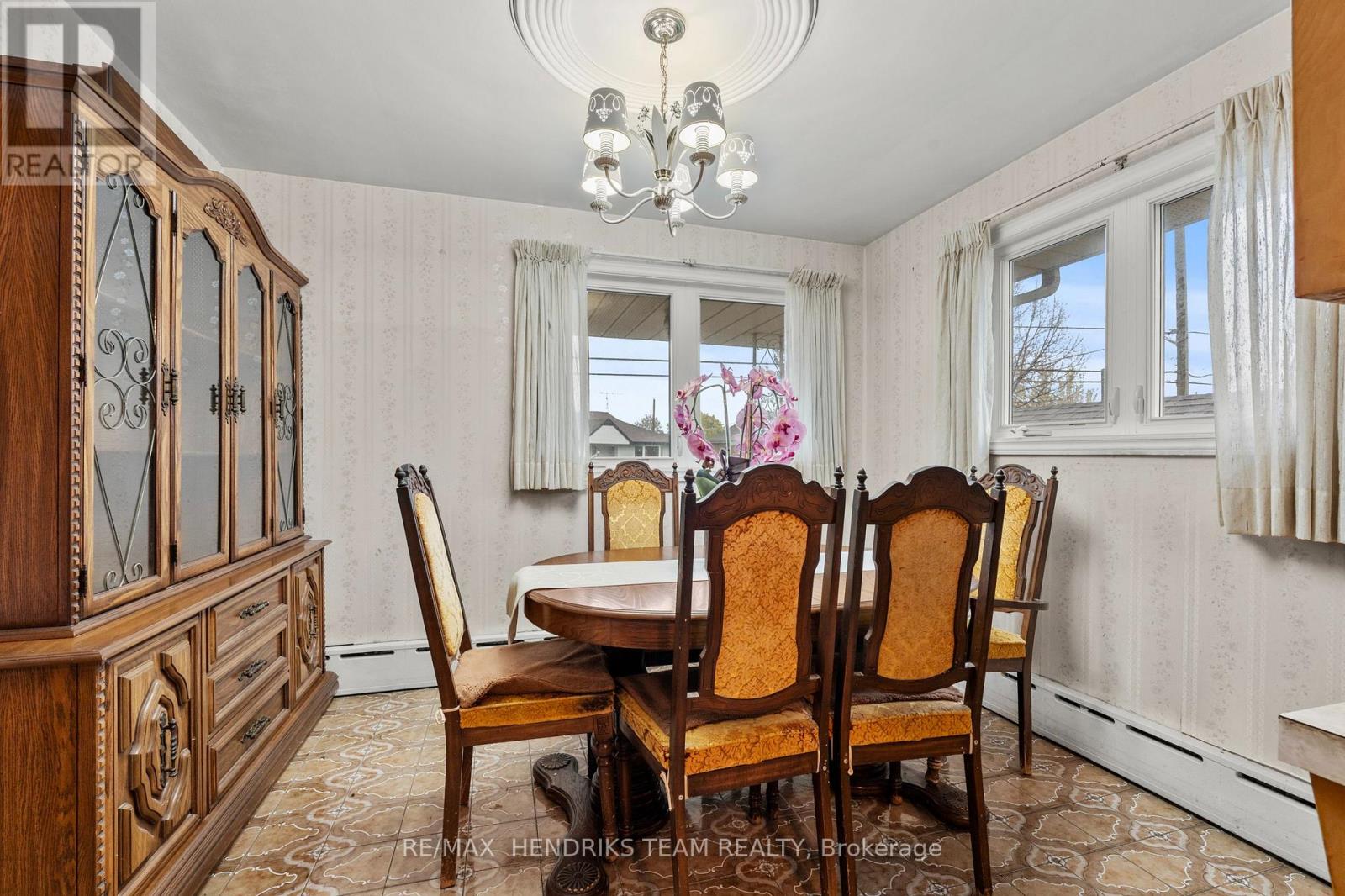 247 Grantham Avenue, St. Catharines, Ontario  L2M 4Z6 - Photo 10 - X13063834