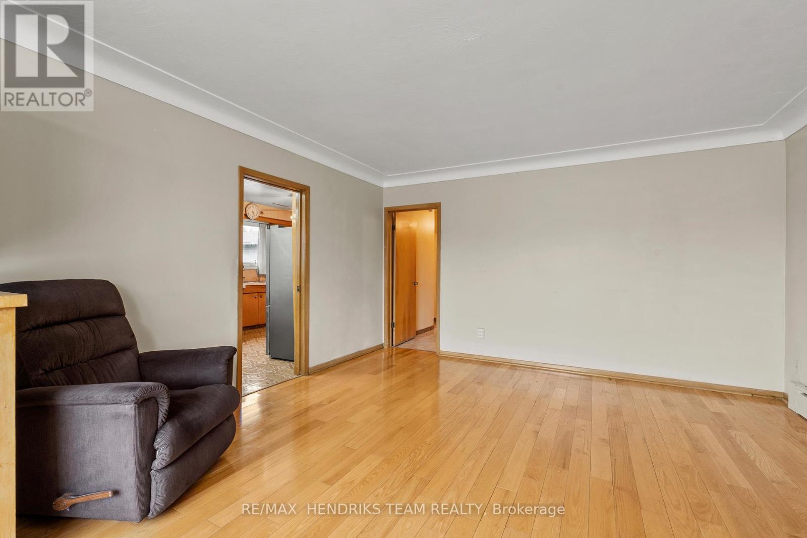 247 Grantham Avenue, St. Catharines, Ontario  L2M 4Z6 - Photo 8 - X13063834