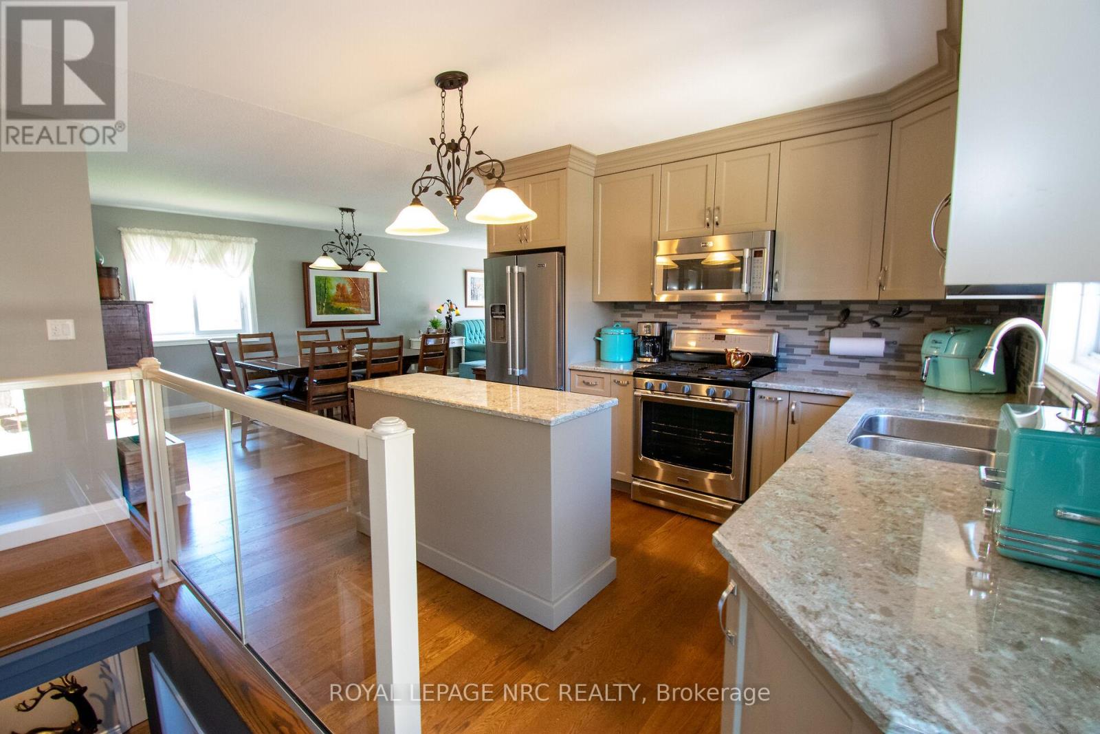 7296 Alex Avenue, Niagara Falls, Ontario  L2G 7V4 - Photo 11 - X13065730
