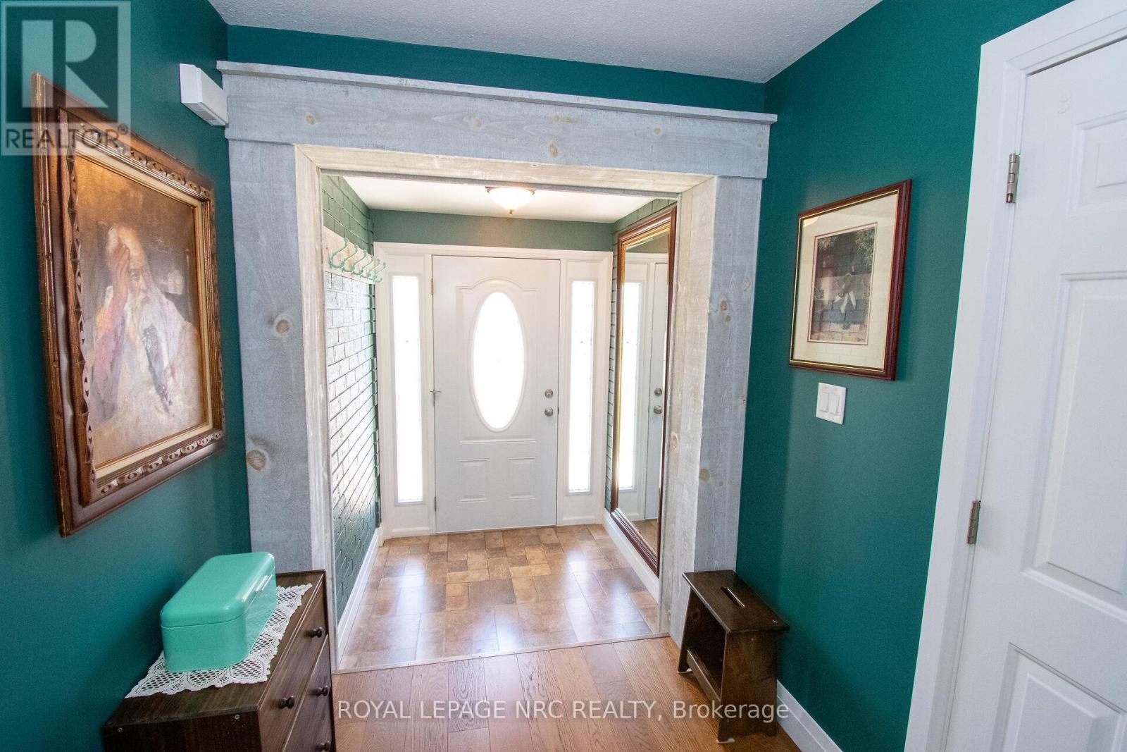 7296 Alex Avenue, Niagara Falls, Ontario  L2G 7V4 - Photo 3 - X13065730