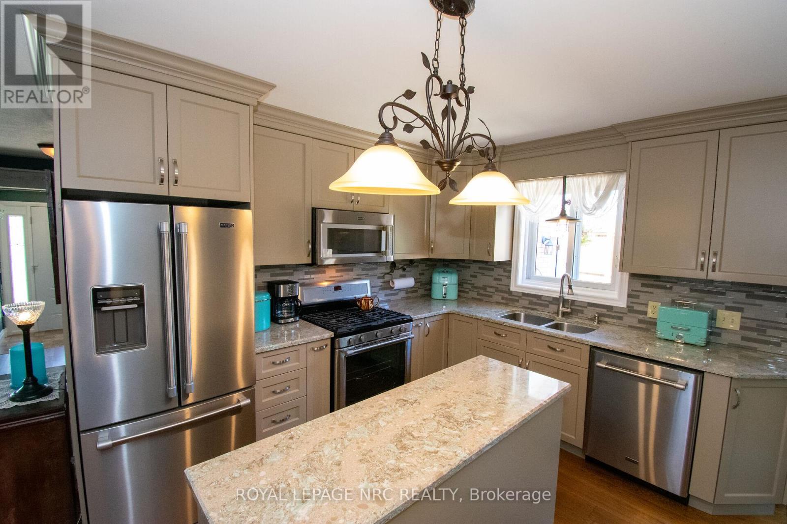 7296 Alex Avenue, Niagara Falls, Ontario  L2G 7V4 - Photo 9 - X13065730