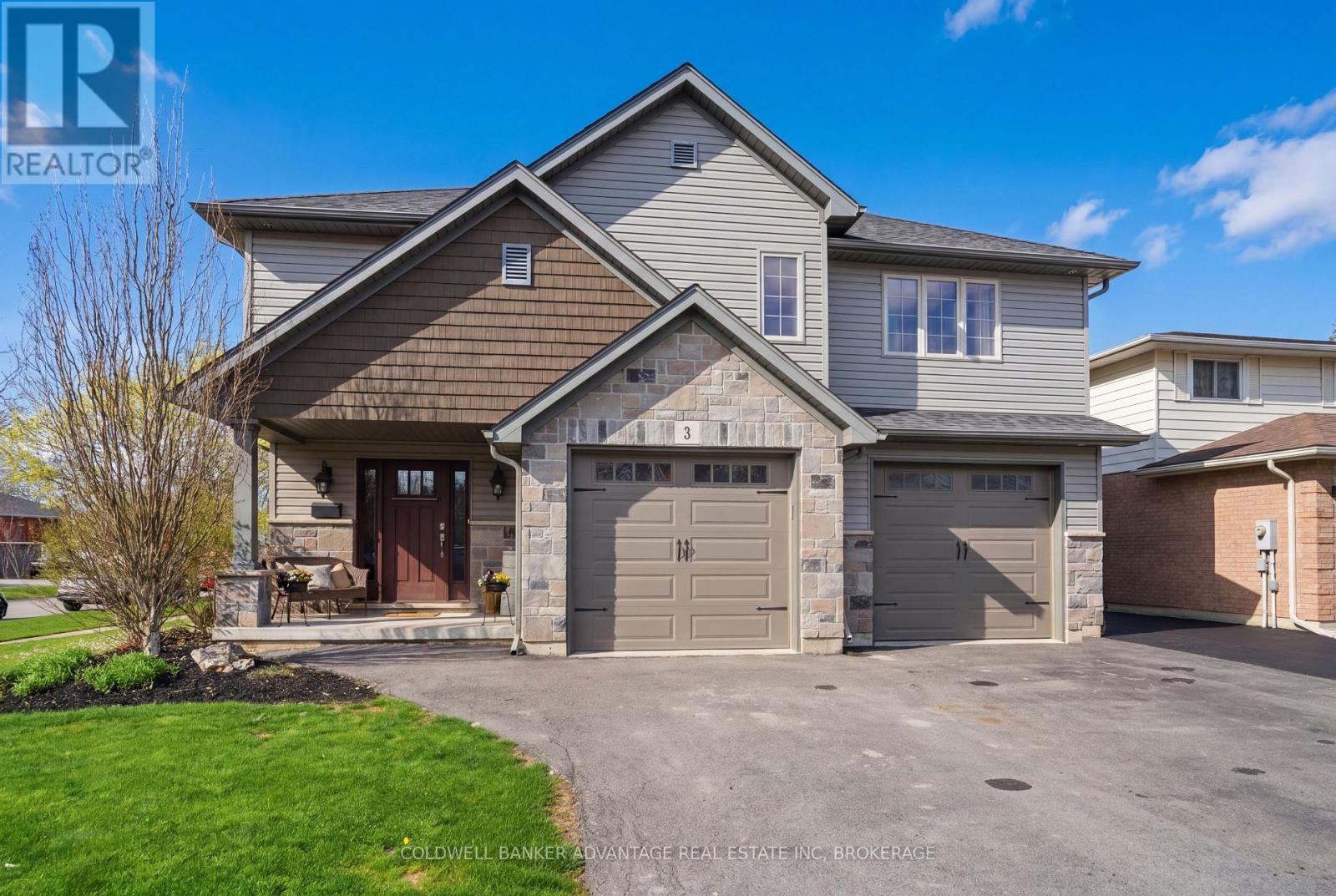 3 Ascot Court, Welland, Ontario  L3C 6K7 - Photo 3 - X13066110