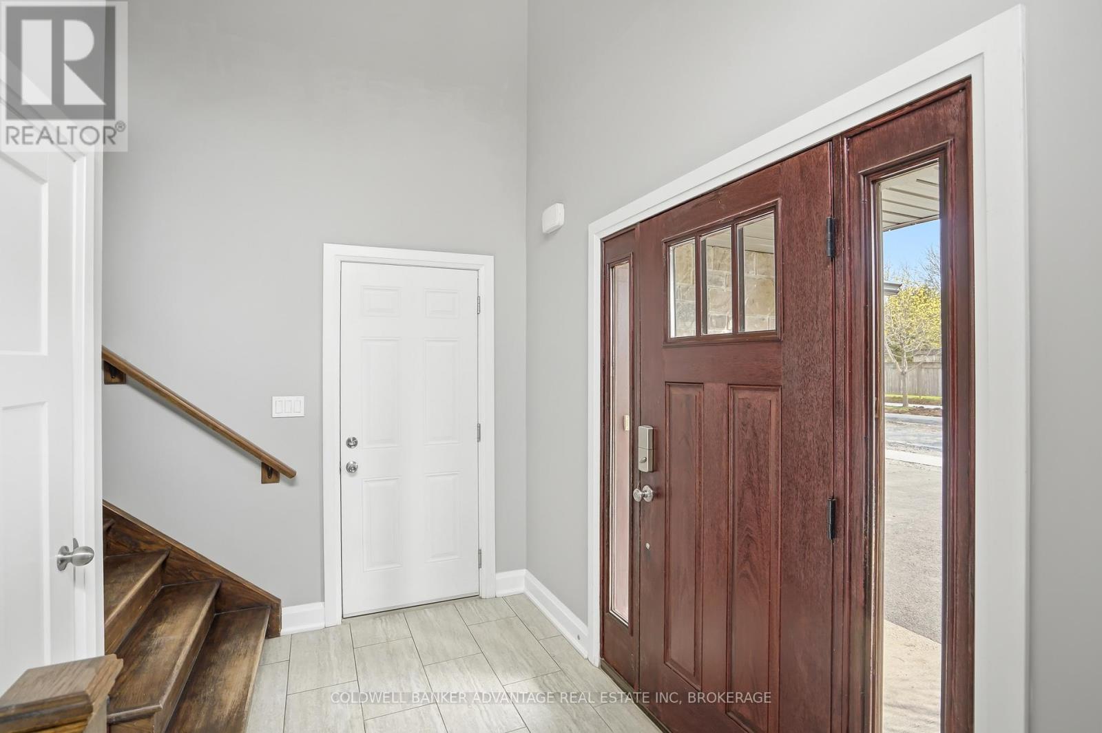 3 Ascot Court, Welland, Ontario  L3C 6K7 - Photo 5 - X13066110