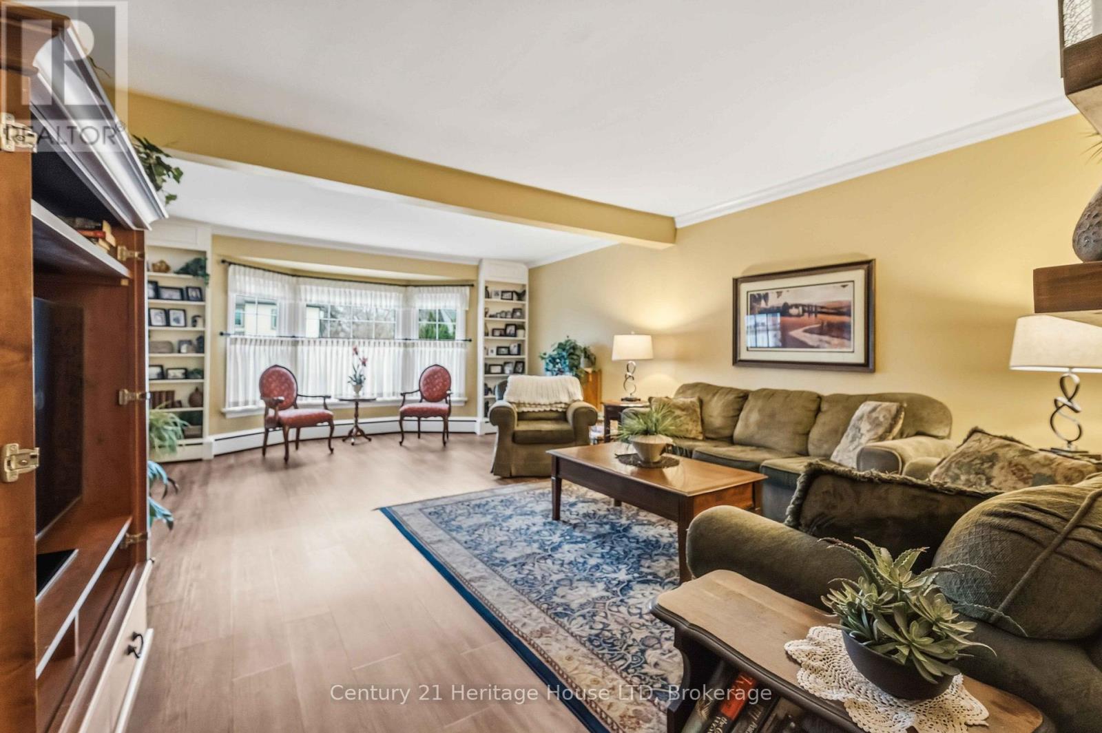 25 Glenview Avenue, Welland, Ontario  L3C 4K2 - Photo 6 - X13067078
