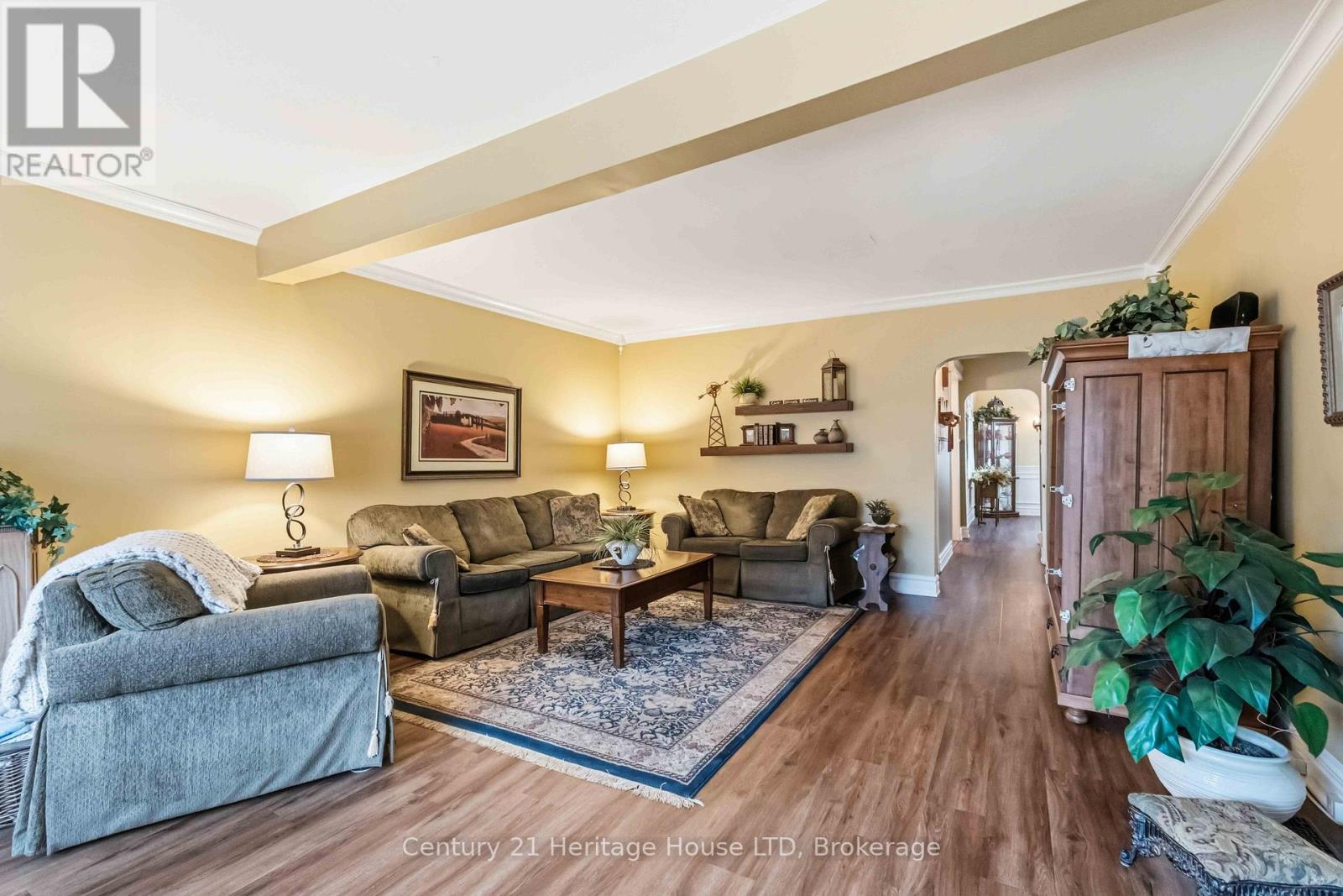 25 Glenview Avenue, Welland, Ontario  L3C 4K2 - Photo 7 - X13067078