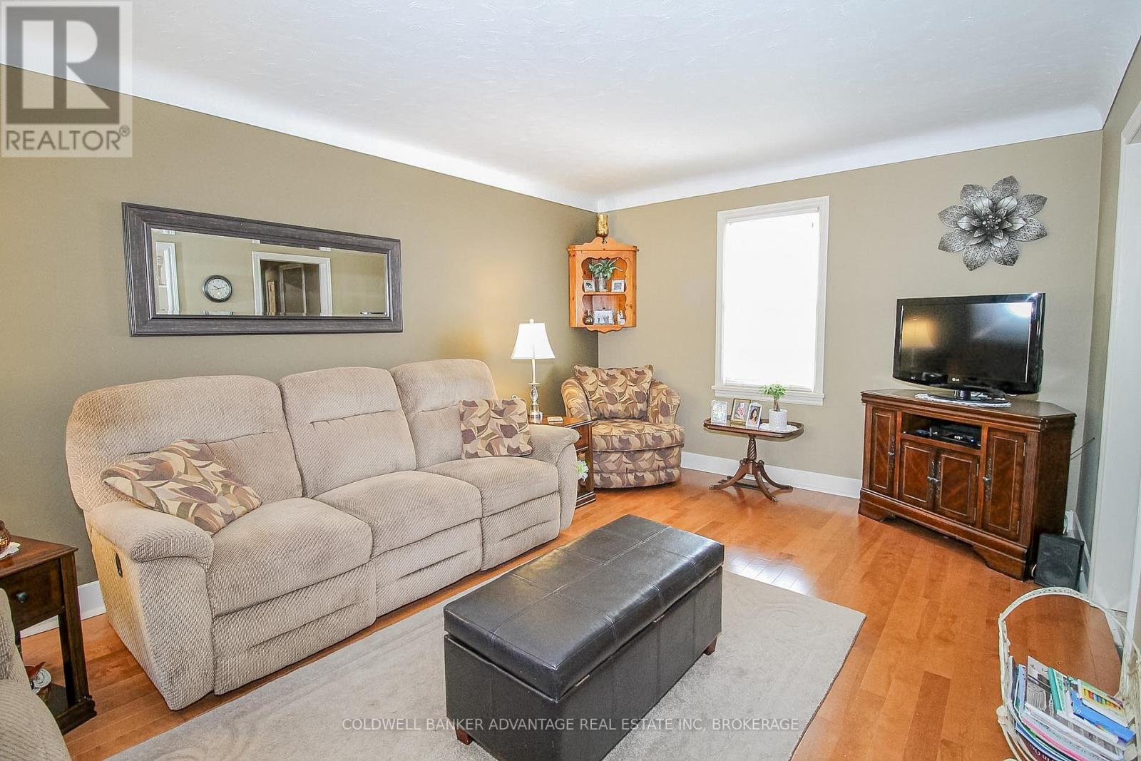 43 Gram Avenue, Welland, Ontario  L3C 1H5 - Photo 12 - X13068056