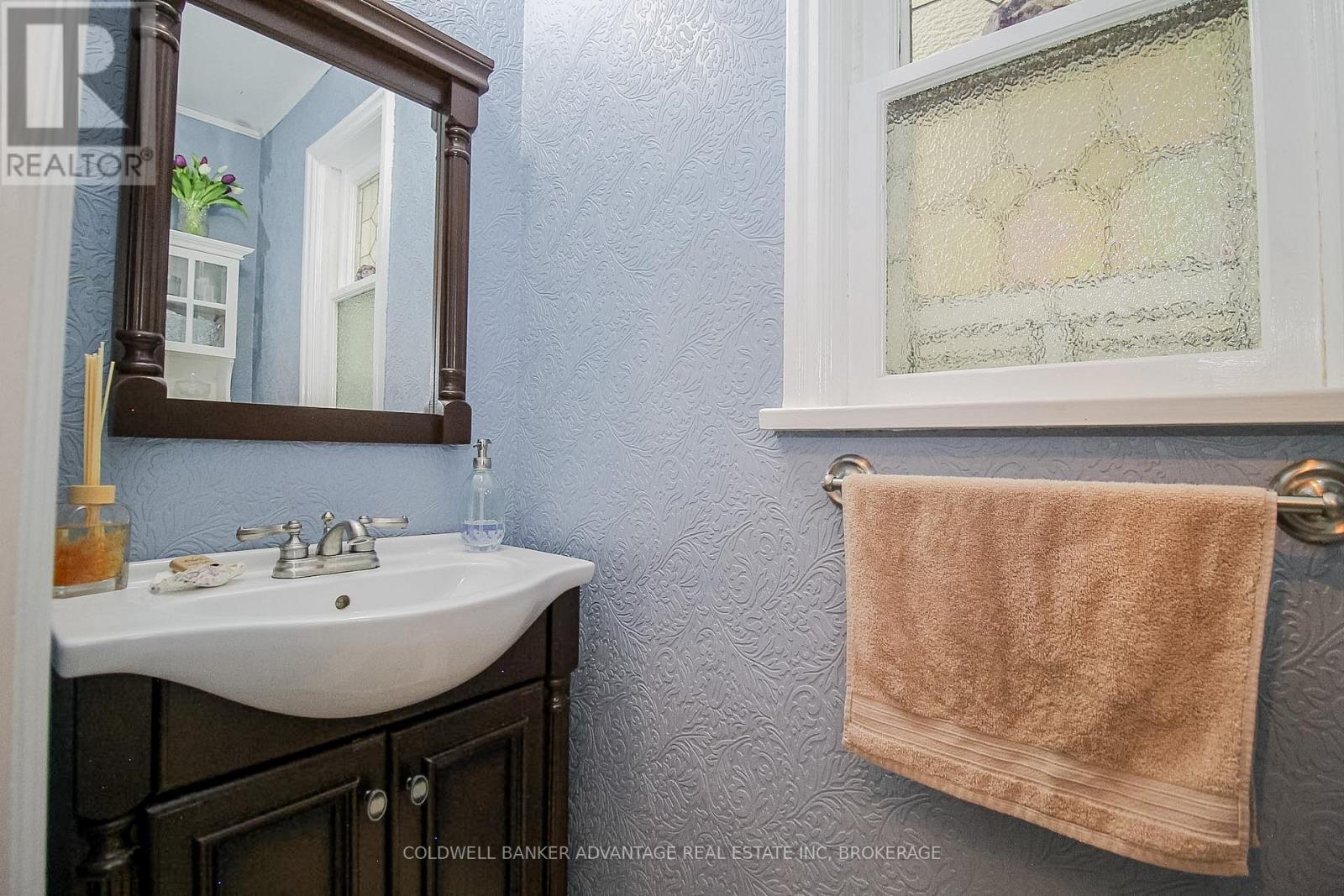 43 Gram Avenue, Welland, Ontario  L3C 1H5 - Photo 16 - X13068056