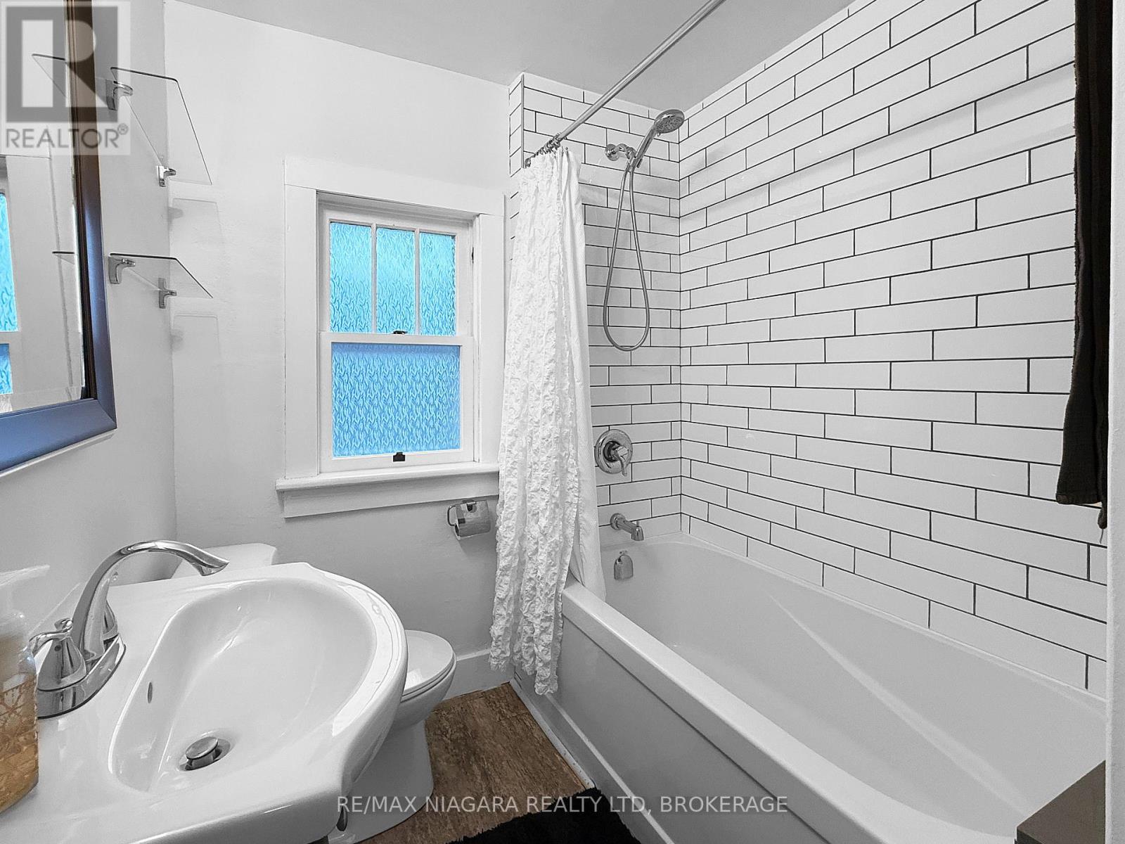 361 Bowen Road, Fort Erie, Ontario  L2A 2Z2 - Photo 16 - X13069658