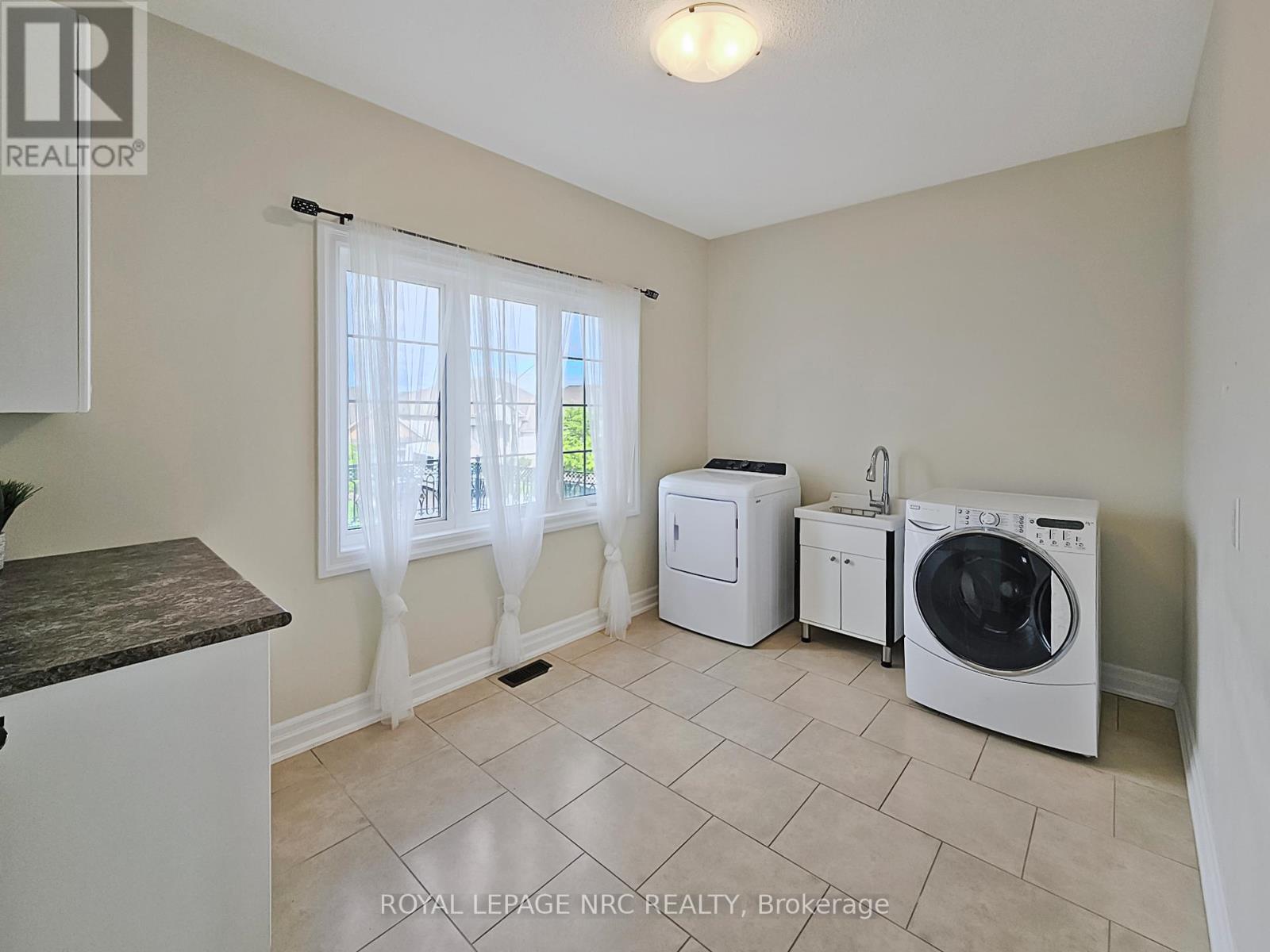 5784 Ironwood Street, Niagara Falls, Ontario  L2H 0G4 - Photo 21 - X13071692