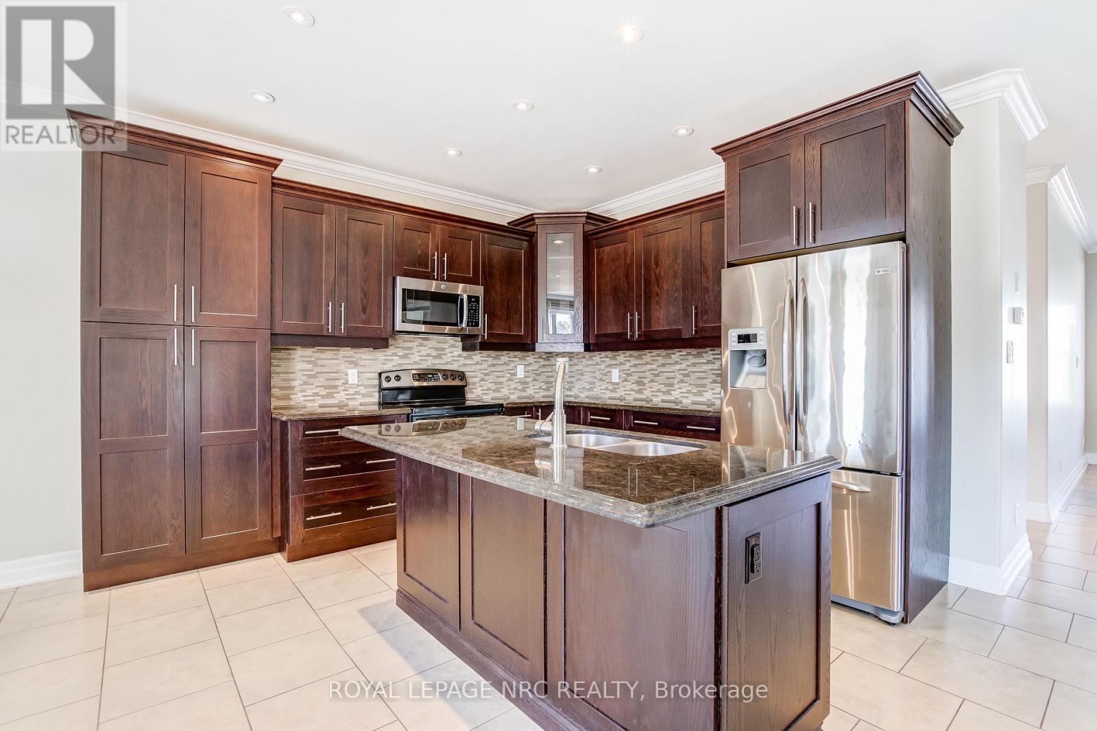 5784 Ironwood Street, Niagara Falls, Ontario  L2H 0G4 - Photo 8 - X13071692