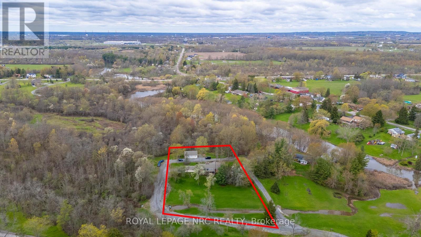 53 Pearson Road, Welland, Ontario  L3B 5N4 - Photo 2 - X13071788