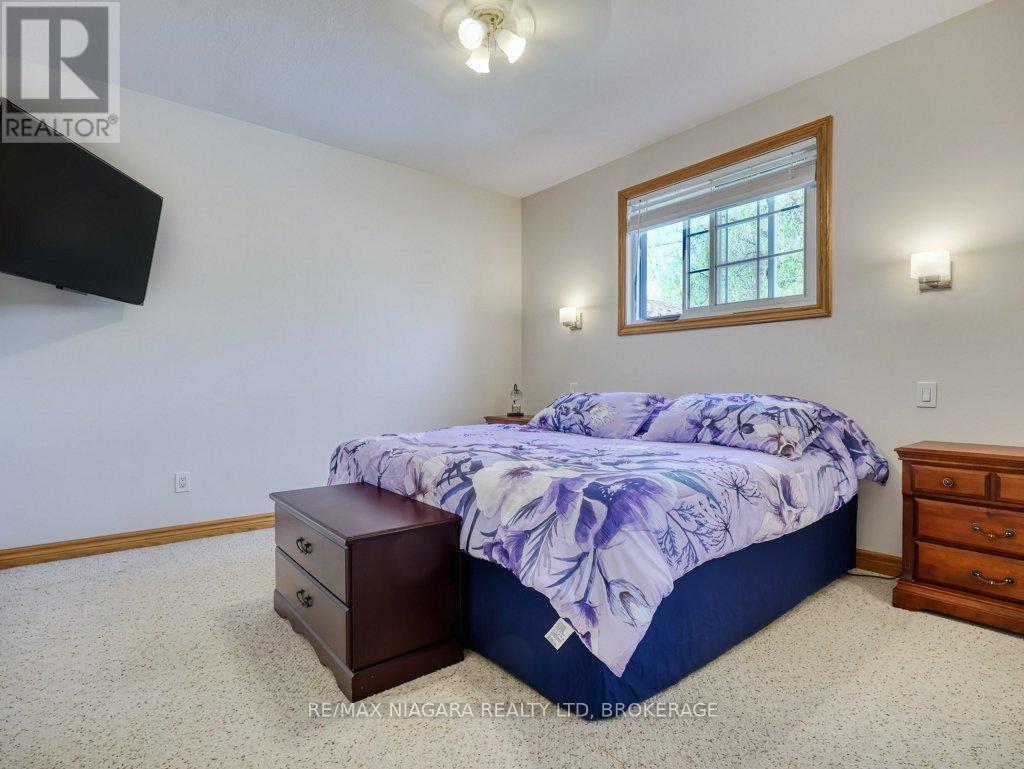 8110 Lamont Avenue, Niagara Falls, Ontario  L2G 6V5 - Photo 33 - X13074358