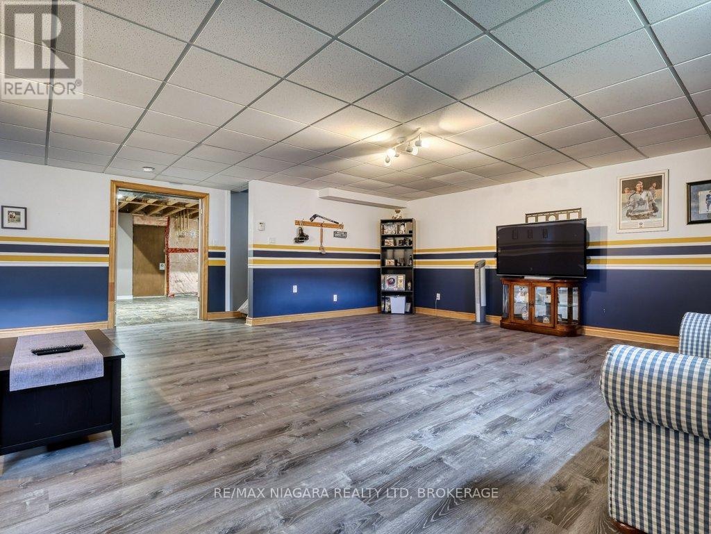 8110 Lamont Avenue, Niagara Falls, Ontario  L2G 6V5 - Photo 43 - X13074358