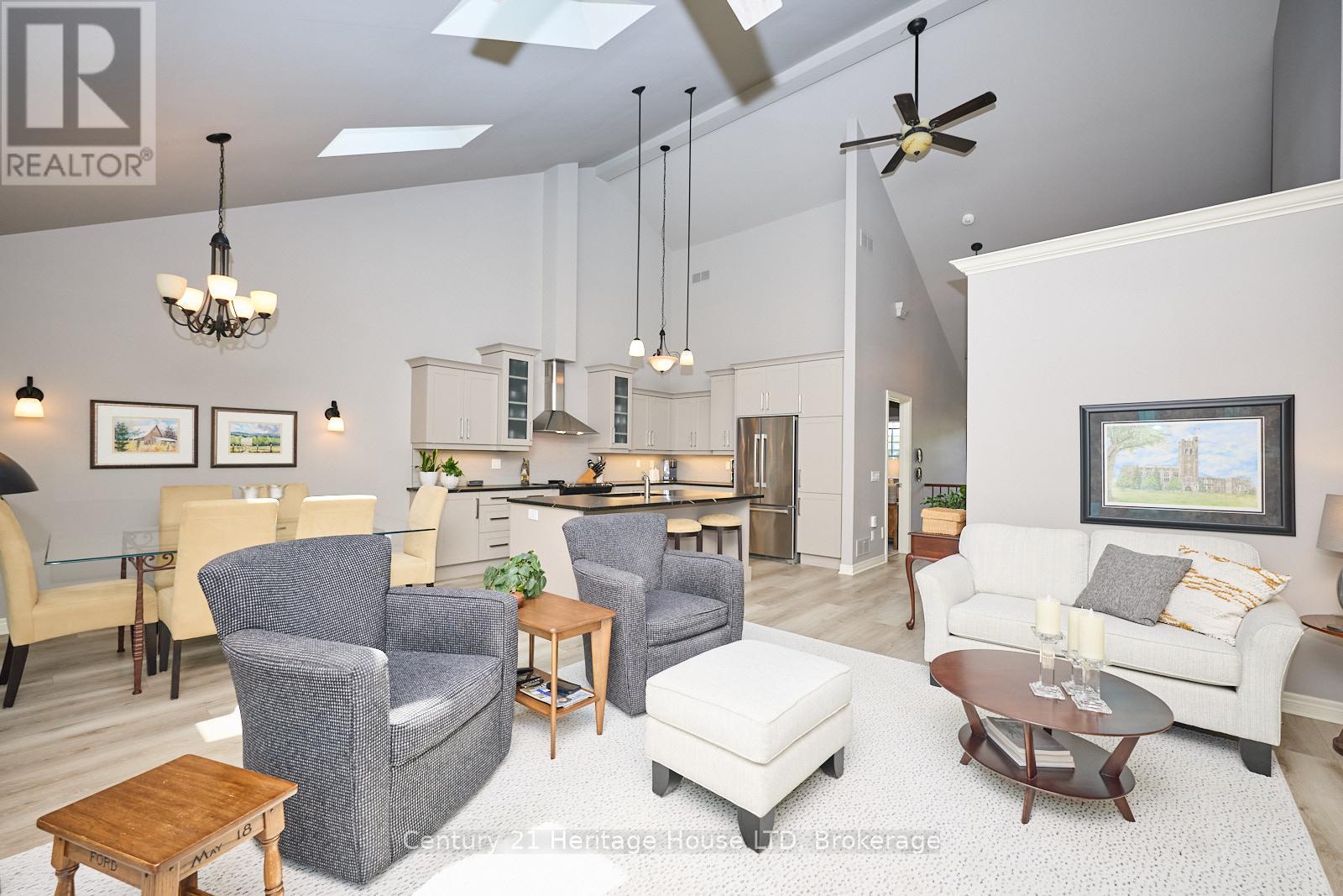 14 Tulip Tree Common, St. Catharines, Ontario  L2S 4C8 - Photo 14 - X13074416