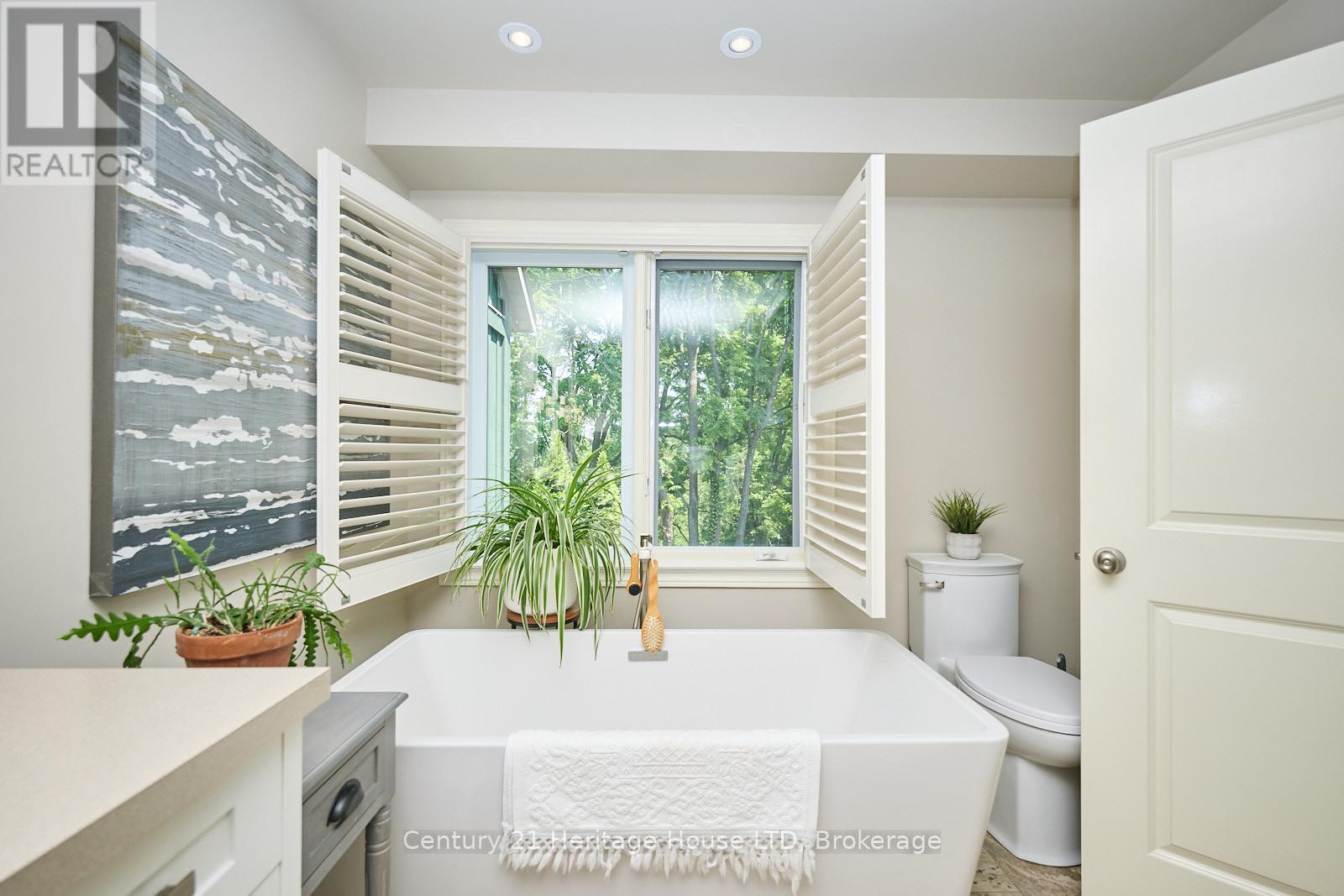 14 Tulip Tree Common, St. Catharines, Ontario  L2S 4C8 - Photo 25 - X13074416