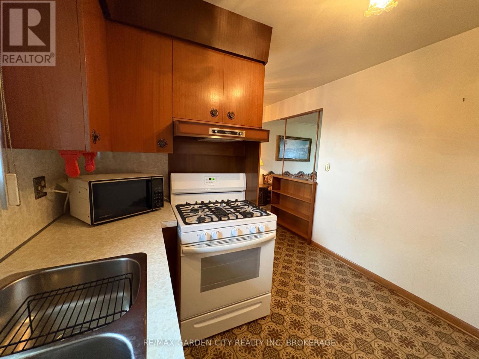 69 Strathmore Crescent, Welland, Ontario  L3B 1B9 - Photo 15 - X13074490