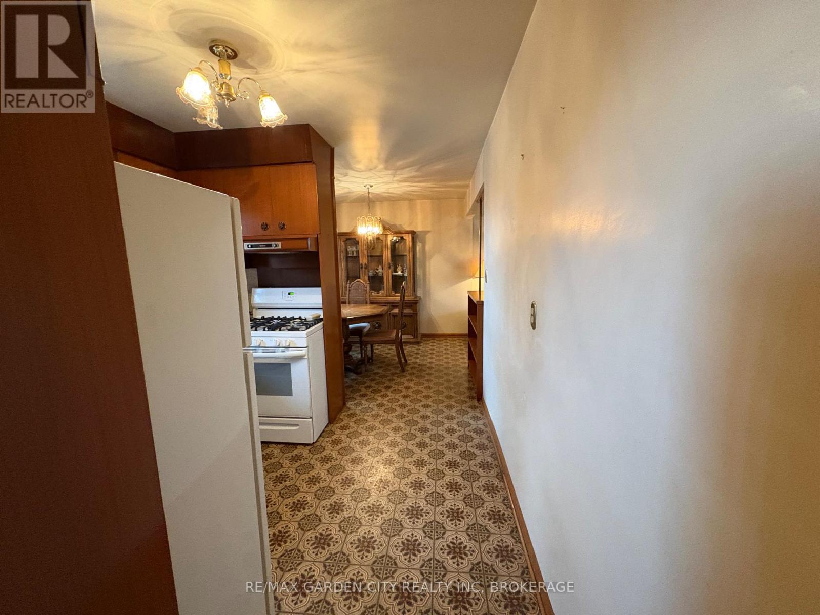 69 Strathmore Crescent, Welland, Ontario  L3B 1B9 - Photo 16 - X13074490