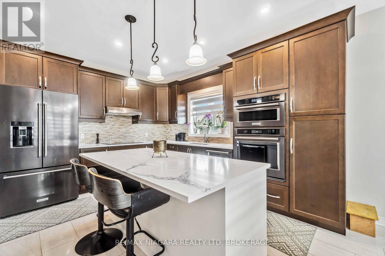 1 Hopkins Street, Thorold, Ontario  L2V 0E6 - Photo 18 - X13075096