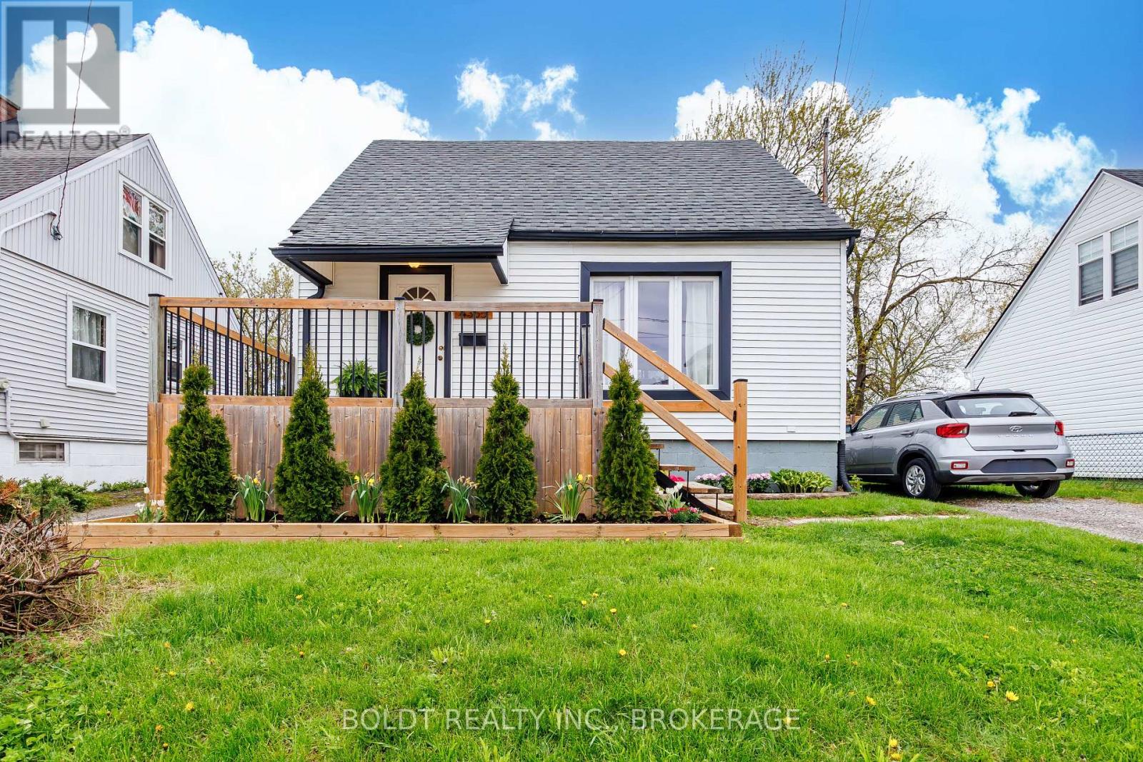 4365 SECOND AVENUE, Niagara Falls, Ontario