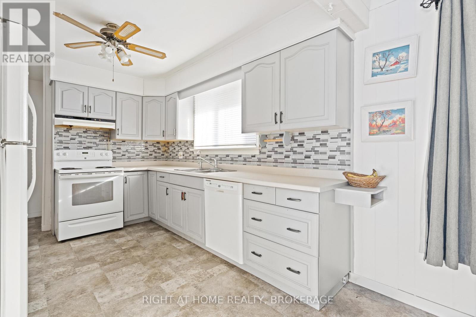 105 Glenwood Parkway, Welland, Ontario  L3B 5M7 - Photo 14 - X13077774