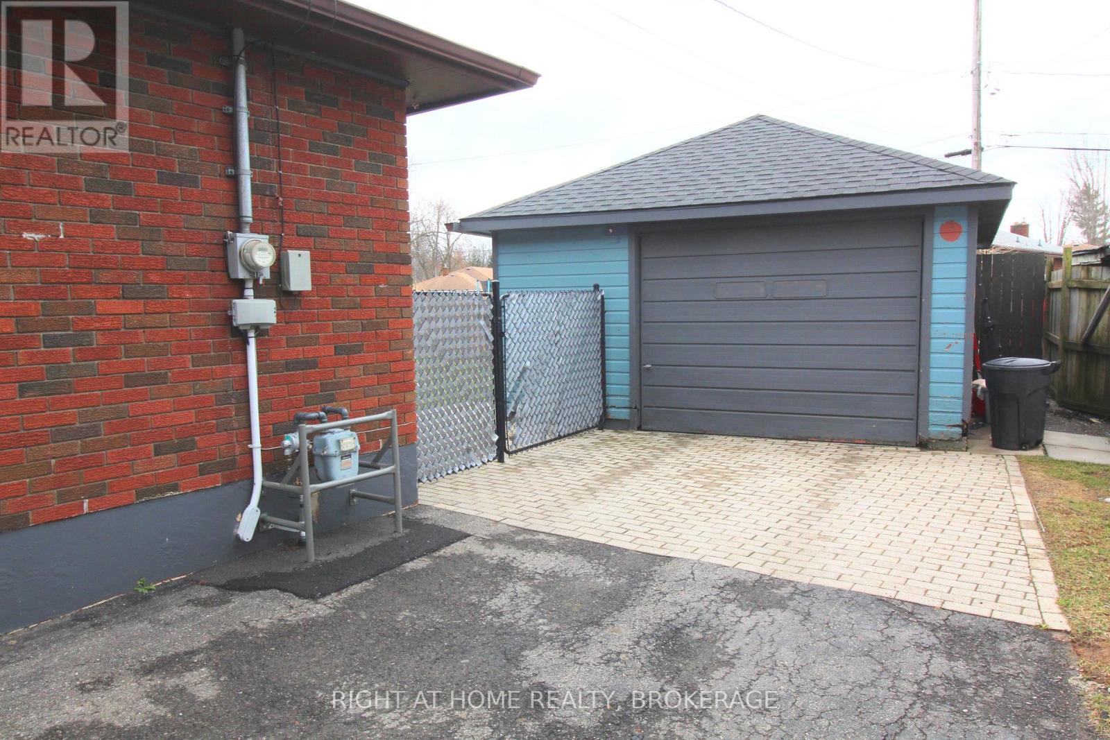 105 Glenwood Parkway, Welland, Ontario  L3B 5M7 - Photo 4 - X13077774