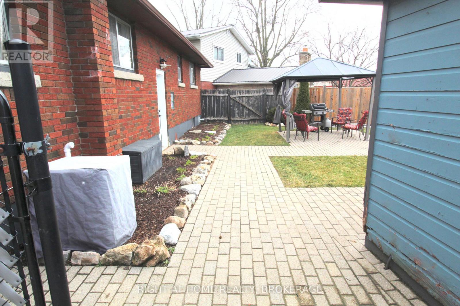 105 Glenwood Parkway, Welland, Ontario  L3B 5M7 - Photo 5 - X13077774
