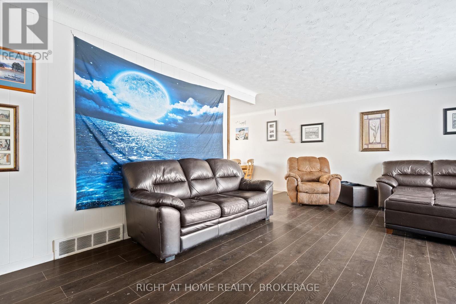 105 Glenwood Parkway, Welland, Ontario  L3B 5M7 - Photo 8 - X13077774
