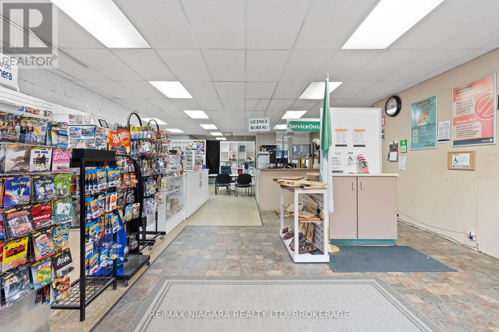 216 King Street, Port Colborne, Ontario  L3K 4G7 - Photo 10 - X13078224